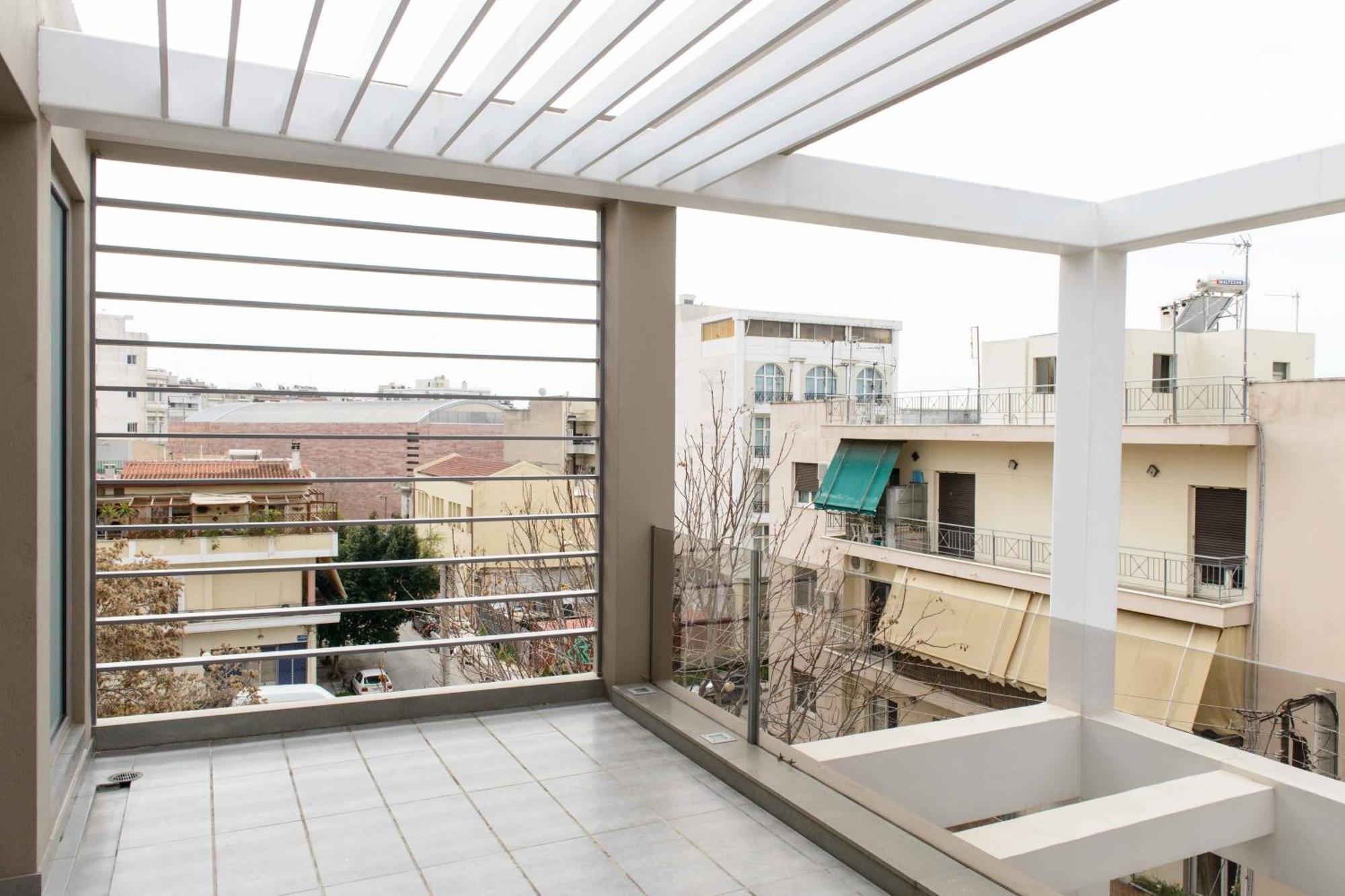 شقة Bright Loft With Terrance - Next To Metro Kerameikos أثينا المظهر الخارجي الصورة